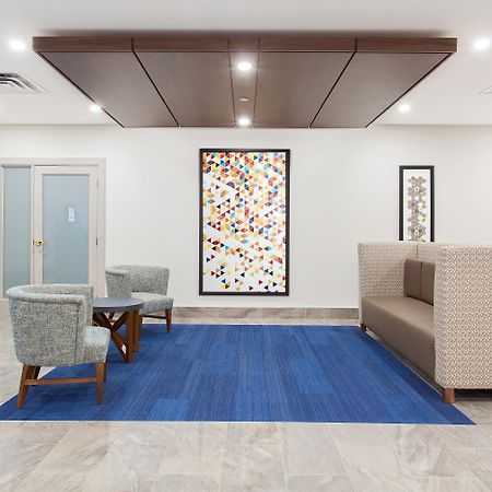 Holiday Inn Express & Suites Mississauga-Toronto Southwest By Ihg Exterior foto