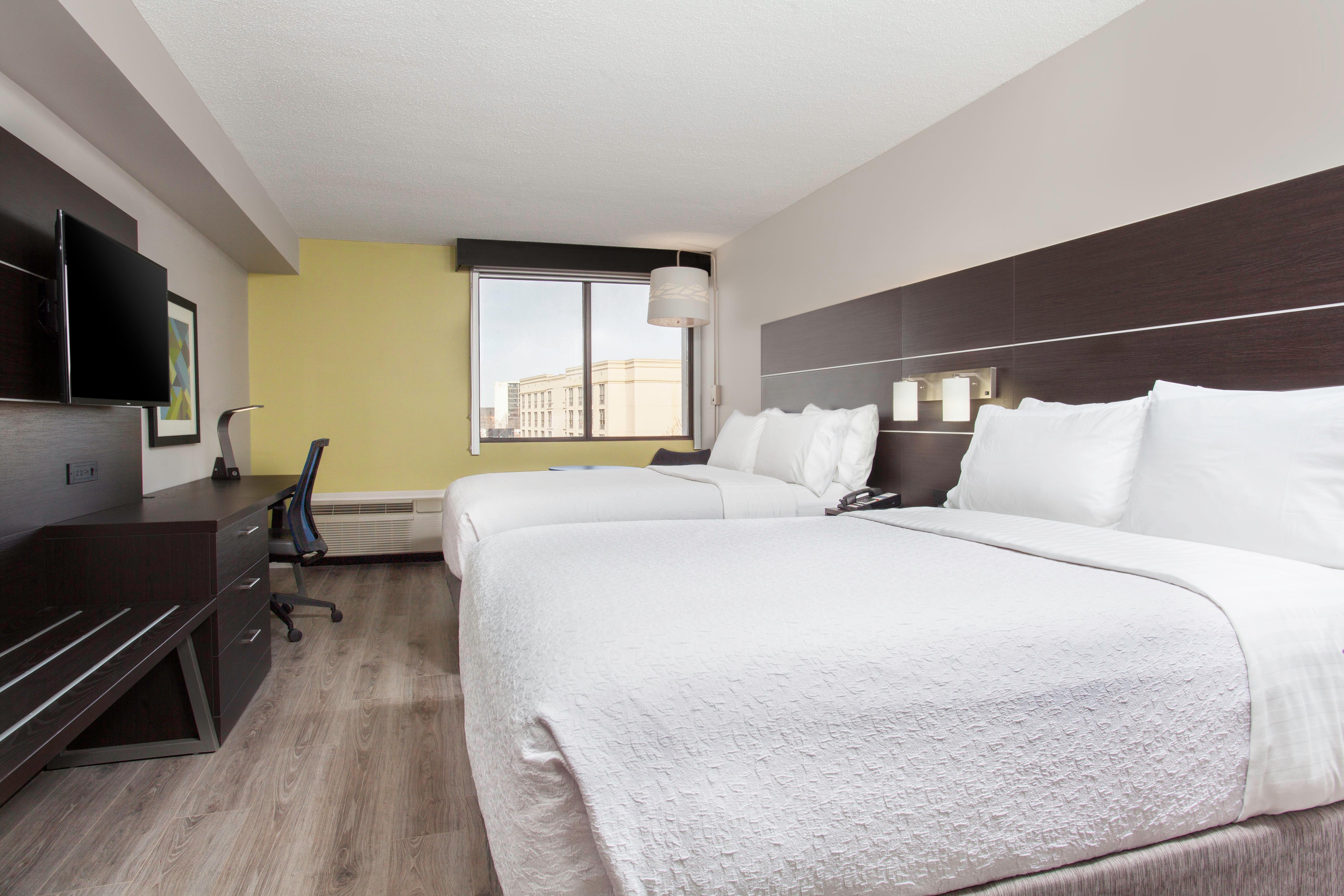 Holiday Inn Express & Suites Mississauga-Toronto Southwest By Ihg Exterior foto