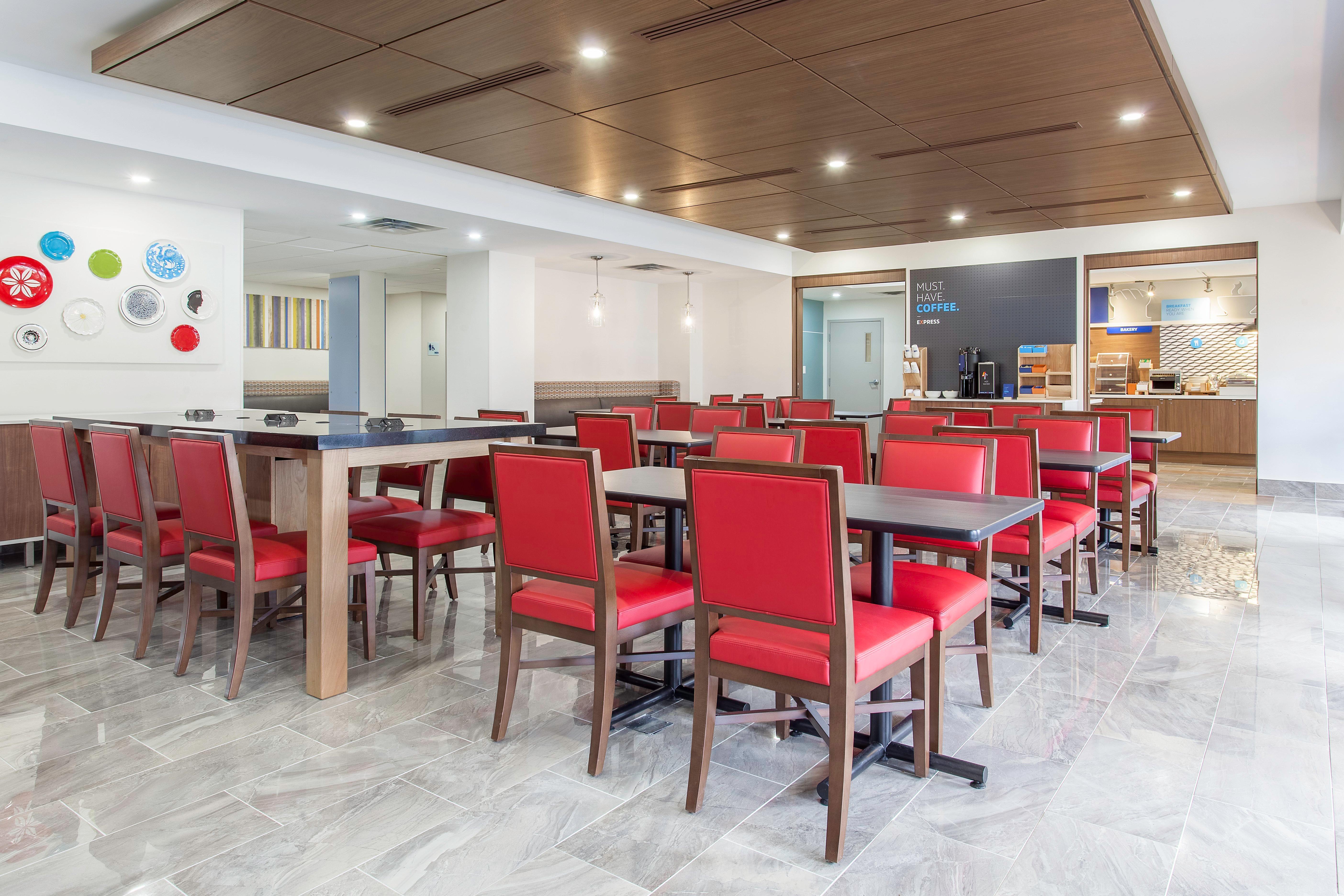 Holiday Inn Express & Suites Mississauga-Toronto Southwest By Ihg Exterior foto