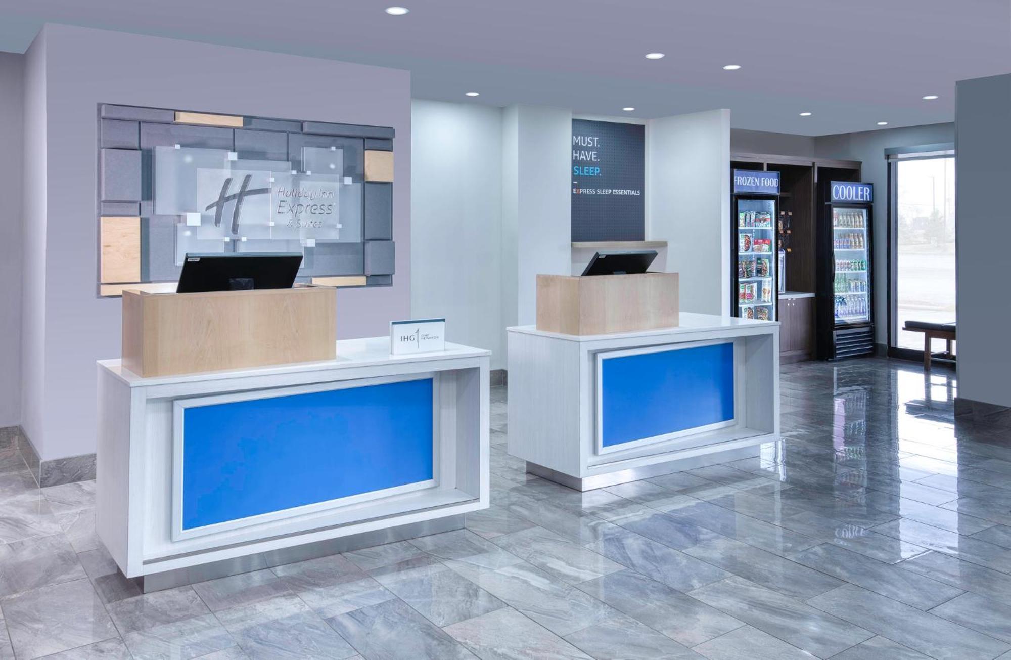 Holiday Inn Express & Suites Mississauga-Toronto Southwest By Ihg Exterior foto