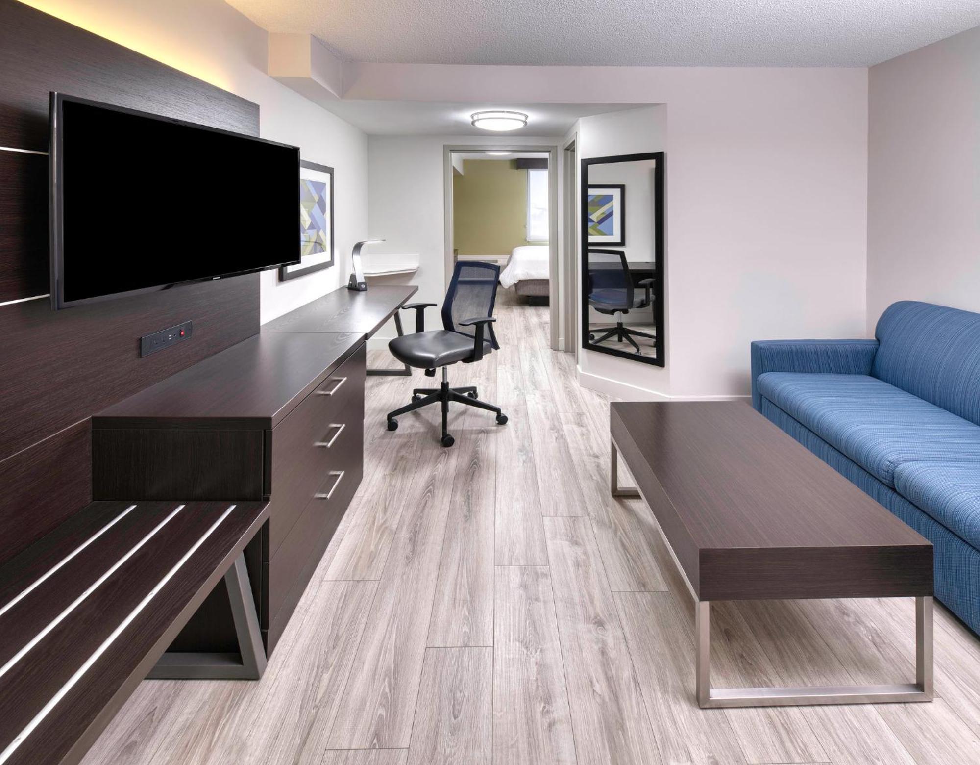 Holiday Inn Express & Suites Mississauga-Toronto Southwest By Ihg Exterior foto